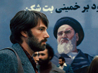 Argo depicts Iran as a national of irrational religious zealots, parroting US propaganda 